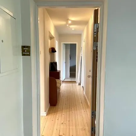 Apartment For Ons Close To Center!