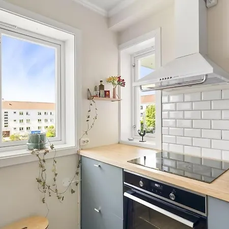 Apartment For Ons Close To Center! Stavanger